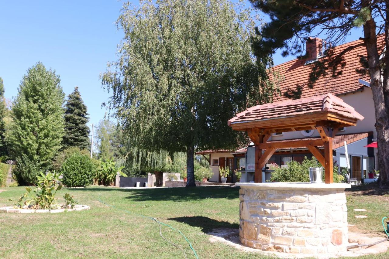 Chez Martine Et Laurent Bed & Breakfast